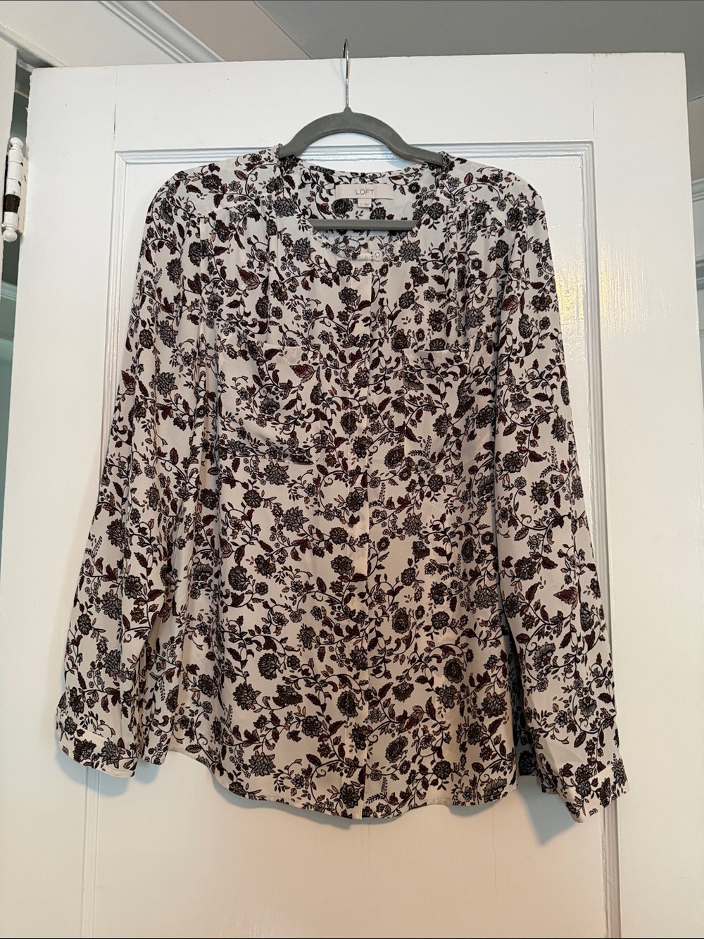 LOFT White Cream Floral Long Sleeve Blouse